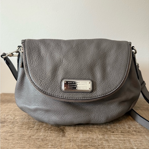 Marc By Marc Jacobs Classic Q Natasha Leather Crossbody Bag - Picture 1 of 12